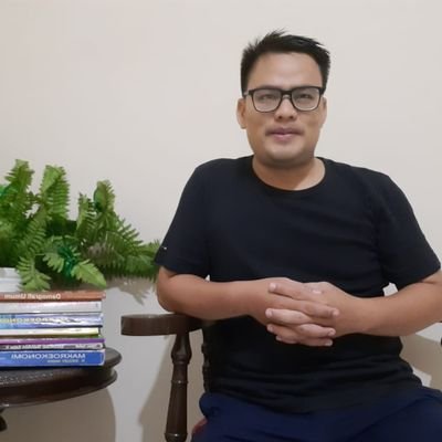 Seorang Guru Honorer 

Medan Sumatera Utara