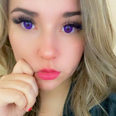 Video games and cuteness ❤️ SEO in games media. I go live at https://t.co/VIldWnZIug (sometimes) | @teamavogato (yo, click dat 🔔)