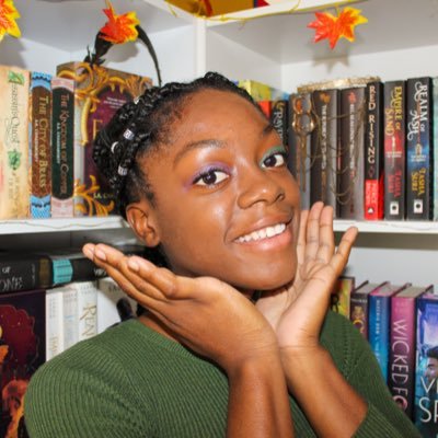 @Strangeshereads