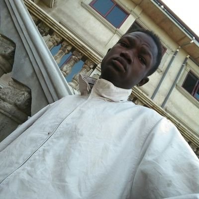 akoto_geraud's profile picture. j'aime 🇹🇬🇺🇸🇫🇷