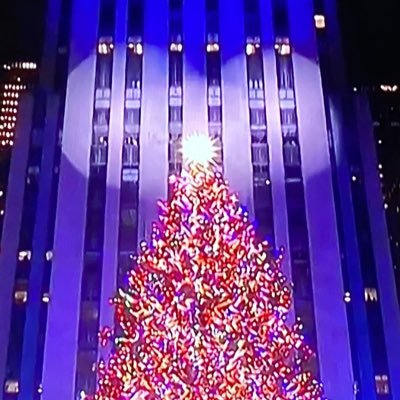 JEH73974951's profile picture. Fun, loves sports and creative! 👌🏻🍷