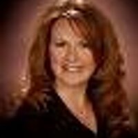 Michelle Bailey - @SellingIdaho Twitter Profile Photo