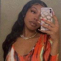 QUEEN♉️(@rhy_xo) 's Twitter Profileg