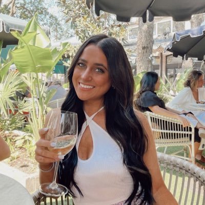 Charlotte_simp's profile picture. ★ UofL 2021 ★