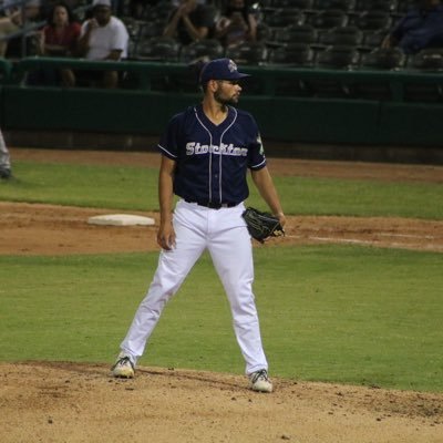 Professional baseball player | Parkland College and University of Illinois at Urbana-Champaign Alum