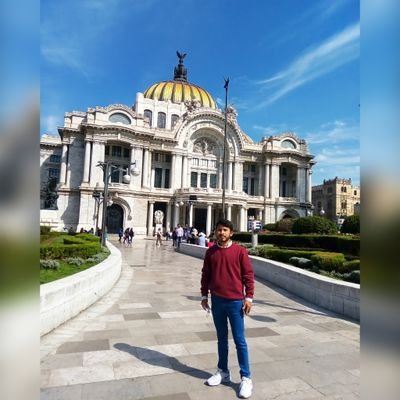 LuisEnrri97's profile picture. !)