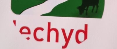 Iechyd Da is a consortium of 35 Veterinary Practices in South Wales delivering veterinary service such as TB testing