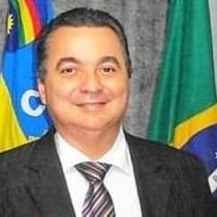 Corretor de Imóveis, Perito Avaliador Judicial, Consultor no Mercado Imobiliário, Autodidata em várias ciências e inovação tecnológica e servo de Deus