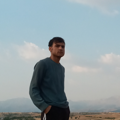 myrzayy_mhmd's profile picture. kocaman Konya'da tek başımda yaşıyorum😓😓😓