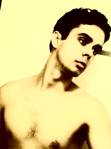 leho_84's profile picture. money looking good but it ain’t right yet