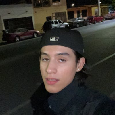 hiramaalc's profile picture. una parte de mis pensamientos