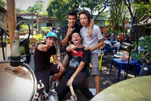 Fã Clube destinado a @plaine2oficial . Criado : 29/07/2011 . Oficializado pelo @Minplaine2 : 29/07/2011