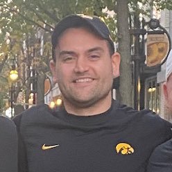 Fan of Fat Guy Touchdowns & Position players pitching. I love a good GIF used to podcast about the #Hawkeyes & now just a fan