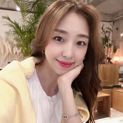 lanxueting1's profile picture. The flower of idealism is about to bloom in the soil of romanticism, and my enthusiasm will always burn in the mundane reality!