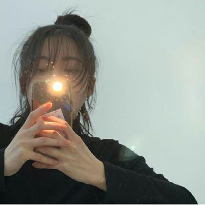 softieecakes's profile picture. enough for me, u don't know