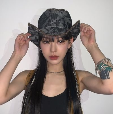 tbz4lyfers's profile picture. she/her | rtk era