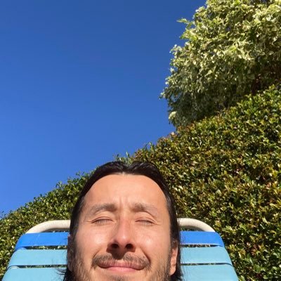 JustyPlease's profile picture. Writer 🤪 Comedian 😔Costco Member 🌭