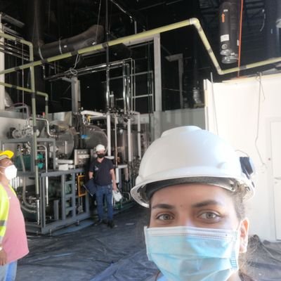 rebecarobledo15's profile picture. De risa quiero vivir                                                                                                                            Arquitectura UNA