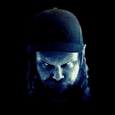 Captain Raveman is a breakcore/mashcore/dubcore/juke/footwork jungle artist which was born in Sweden 1988.