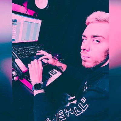 AshenMadeit's profile picture. 