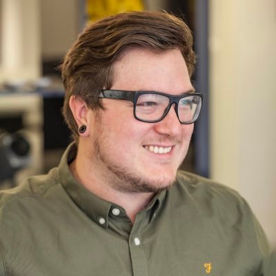 @FNATIC Software Engineer  / UX & CRO Consultancy. Currently working with Next.js, Laravel, Sanity, Tailwind and React Native ❤️