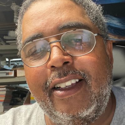 OParadisKite's profile picture. 