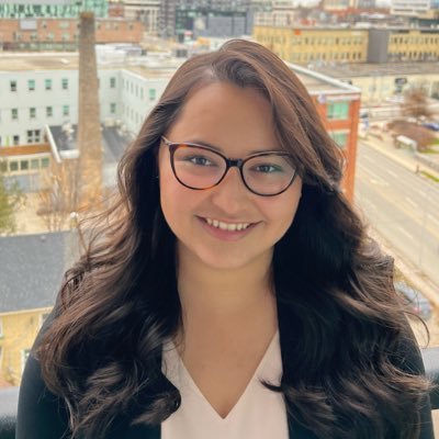 R1 @UBCFamPractice | @MacMedWRC MD class of 2022 | @UofT HBSc '19 | she/her | Passionate about gender equity and medical education #womeninSTEM #womeninMedicine