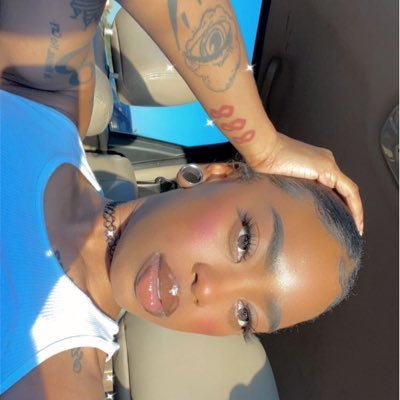 If you see me happy, LEAVE ME TF ALONE 🗣