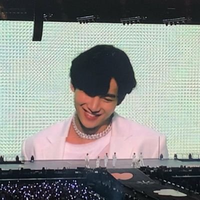 Zarizarih's profile picture. For educ purposes only