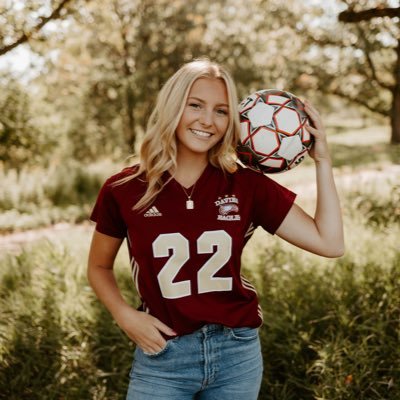 livkarnik's profile picture. 