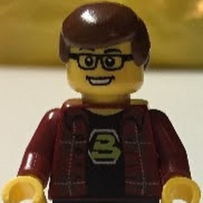 IT Professional, Cyclist, Retrogamer, Uncle, Adult Fan Of LEGO (AFOL).