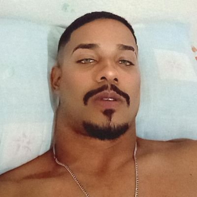 tranquilo e calmo como gato no telhado.
+081
@marinhosilva_99 👻
