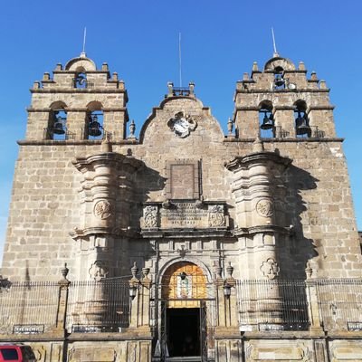 Vecinos de El Santuario en Guadalajara, uno de los barrios más antiguos y tradicionales en el centro histórico.