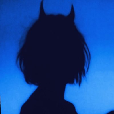 NvrGnaLetUDown's profile picture. 20 | Idc :)