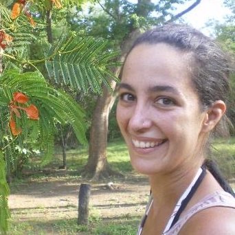 Tropical ecologist from Costa Rica | @4womeninscience Fellow | @Smithsonian Fellow | Fascinated by the ecology and evolution of N-fixing legumes.