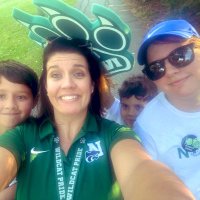 Amanda Squires (@mrssquires12) 's Twitter Profile