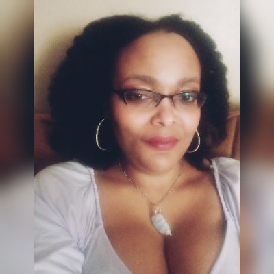 Author of SinEaters/Rebels & BOK Series -HWA mem.
STL Libra-Conjurer of #Fantasy #Romance #Scifi #Horror: She/Her #VampireOracle🙅🏾♀️#BLM #Rootin4BlkGirlMagic