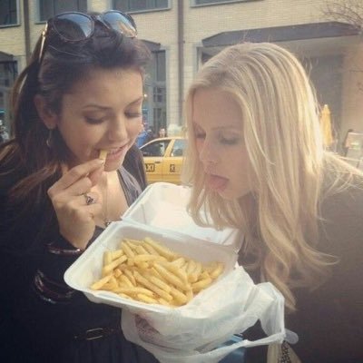 Ioveneed's profile picture. 