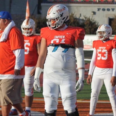 AloisioJames's profile picture. AGGIE UP #UTAHSTATECOMMIT  6’4” 280