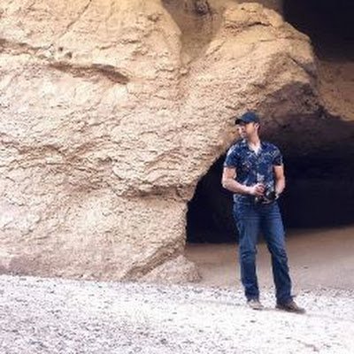 VReynalopez's profile picture. L