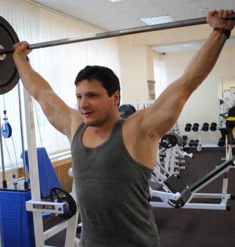 Athletic_Blog's profile picture. Здравствуйте, друзья! Я Сергей Сивец - эксперт в области спорта и физической культуры, правильного питания и здорового образа жизни.