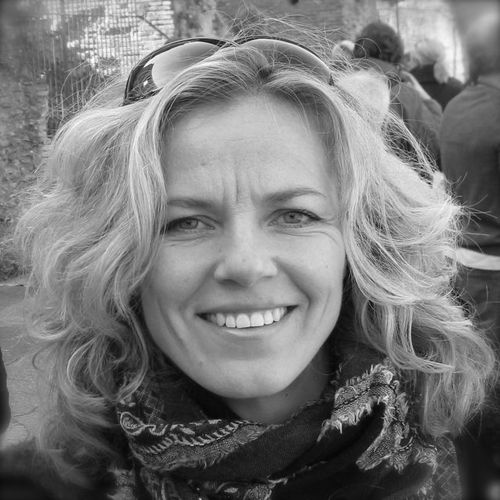 Miranvanrossen's profile picture. #marketing | communication | #travelling | #asianfood | mountains | tennis| skiing