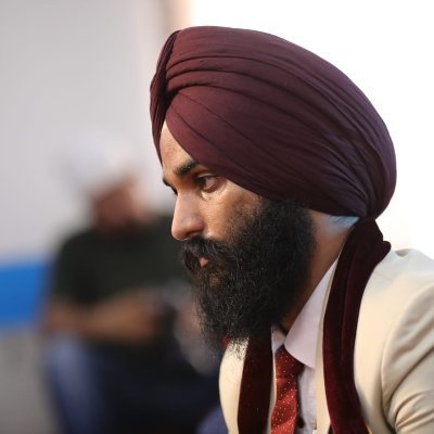 DragonNUMB's profile picture. Son Of Sardaar #ipledgeOrange,20 ___ I'm no poonjabi,I'm Punjabiiiiiiiiii !!!!!! System.out.println(Java);