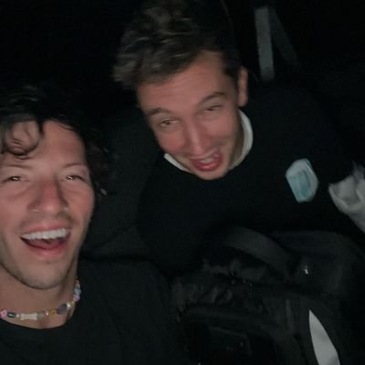 Bozzy1_'s profile picture. @joshuadun
@tylerrjoseph
@twentyonepilots
