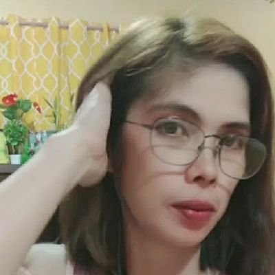 JanetteTolledo's profile picture. Simple