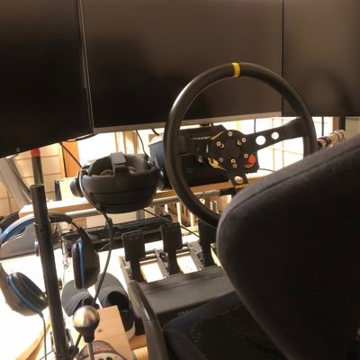 tkazu0001's profile picture. PCレースゲーやってます！Fana DD2 最高＼(^o^)／自作コクピはイレクターパイプで作ってます。