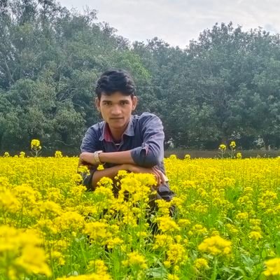 robiul9696's profile picture. জীবনে অনেক  সখ ও ইচ্ছে  পৃথিবীটা ঘুরে দেখা কিন্তু দারিদ্র্যতার আমাকে থামিয়ে দিয়েছে। তাই  নিম্নবিন্ত পরিবারে জন্মগ্রহণ করে এতো কিছু  আশা করা পাপ।