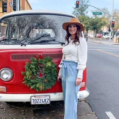 mandriaslee's profile picture. 