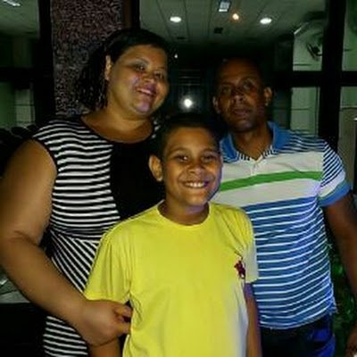 Bielzinho2504's profile picture. Adolescente cristão, fã da NBA e campeonatos de e-sports, apaixonado por futebol e outros esportes, tricolor maluco, e como diria @PedroCertezas (idiota do bem)