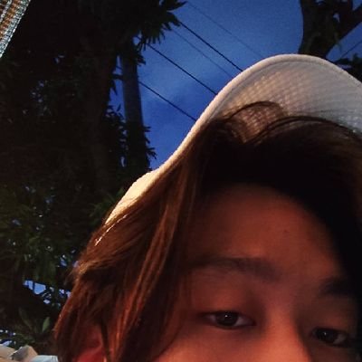 QrbnRnzls's profile picture. 